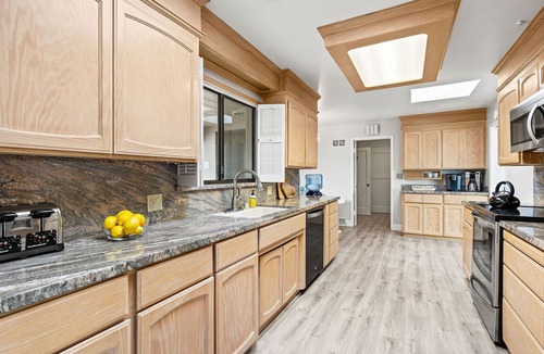 Opal Cliffs House | Relaxing Oceanfront Home near Beaches, Shopping, Dining, and Nightlife