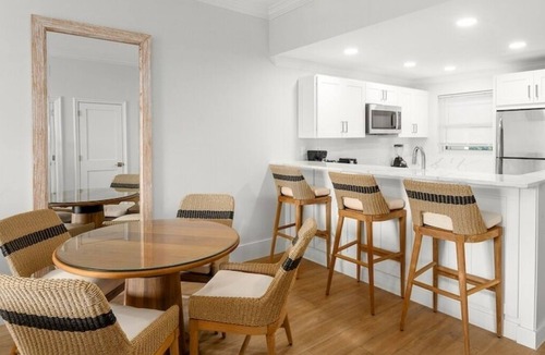 The Bight Resort | Renovated Resort Suite | TWO All-Inclusive Suites, Pool & Ocean Access