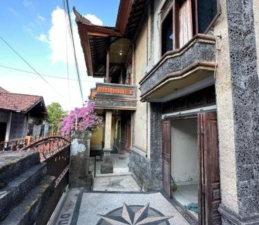 Padangsambian Klod Hostel | Rodin Bali Hostel