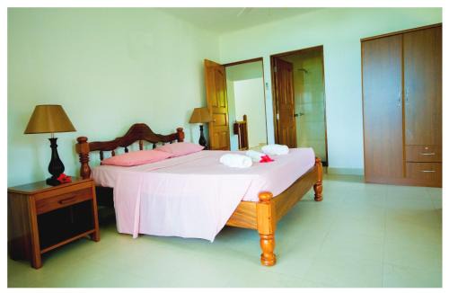 Praslin Island House | Rosemary's Guesthouse