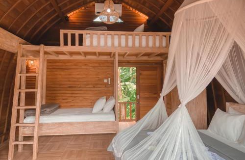 Taro House | Rural Atmosphere at Bali Coconut House in Delodsema Village