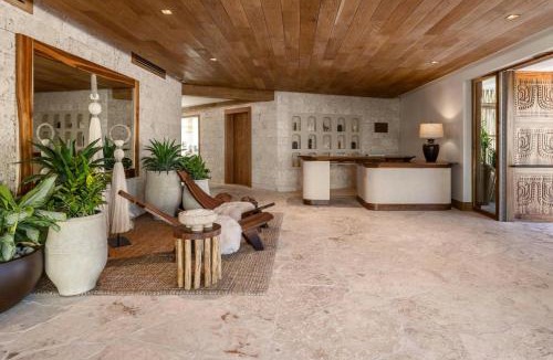 Cockburn Harbour Hotel | Salterra, a Luxury Collection Resort & Spa, South Caicos