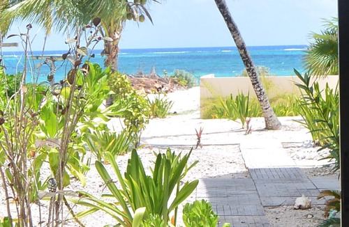Whitby Condo | Sanctuary by the Sea 1bdrm on stunning Whitby Beach, N. Caicos