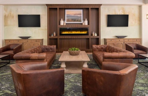 Scotts Valley House | Santa Cruz Scotts Valley California Hotel Welcomes You