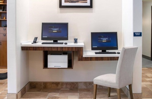 Scotts Valley House | Santa Cruz Scotts Valley California Hotel Welcomes You