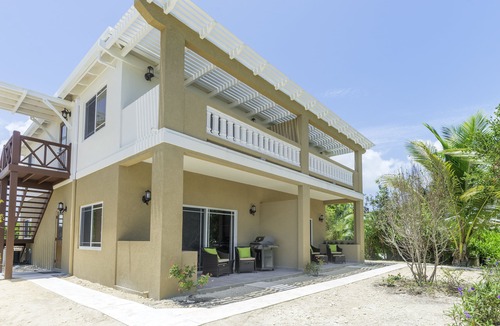 Long Bay Hills Villa | Sea La Vie - Beachside1 bedroom Unit #7