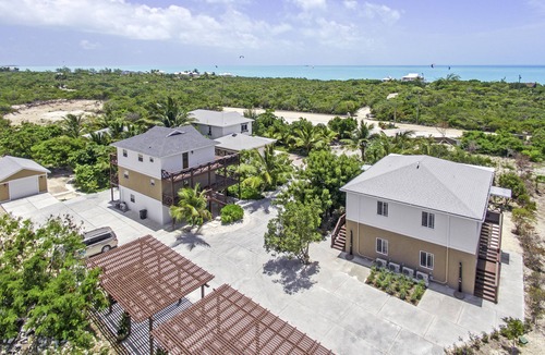 Long Bay Hills Villa | Sea La Vie - Beachside 1 Bedroom Unit #5