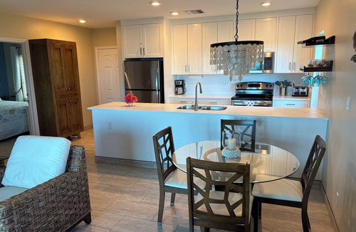 Wheeland Settlement Condo | SEA SONG Direct Oceanfront, 2 Kings, 2Bath, Beautiful Ocean Views!