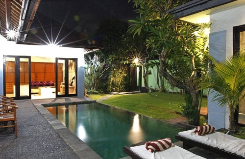 Dyanapura Villa | Seminyak 3 Bedroom Pool Villa, Housekeeping Staff
