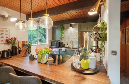 Camp Nelson Cabin | Sequoia A-frame Nirvana: Modern + Views + Hot Tub - Holiday Home