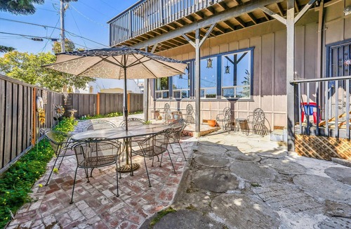 Aptos House | Soaking in Seacliff – Oceanview Getaway with Hot Tub & Private Backyard