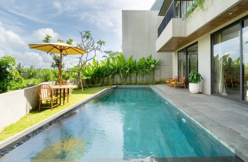 Pejeng Villa | Spacious, 5BR Villa with a Rice Field View in Ubud