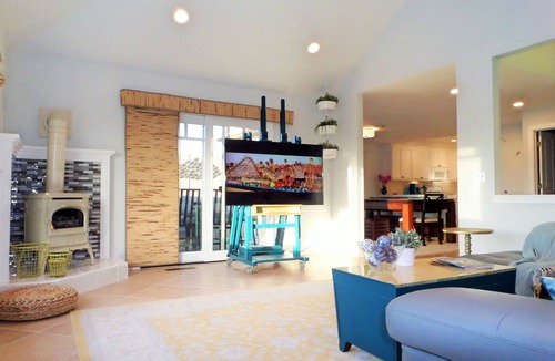 Eastside Santa Cruz House | Spacious CLEAN Updated Home. Luxury Amenities