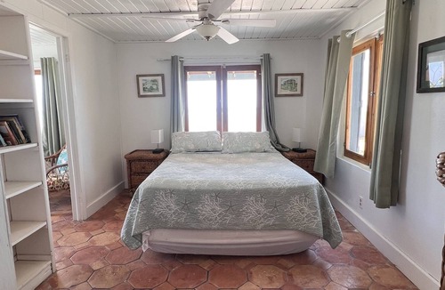 Balfour Town Villa | Spectacular Beachfront Views on Salt Cay
