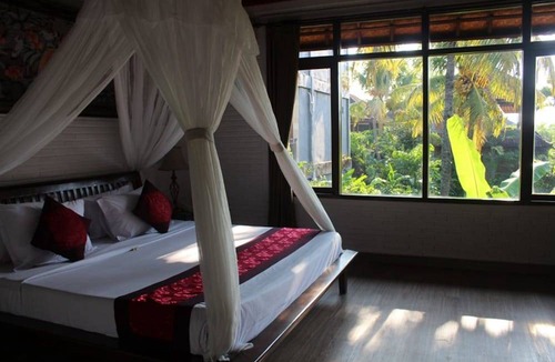 Ubud City-Centre Hostel | Sri Bungalows