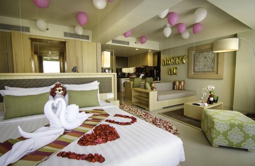 Downtown Kuta Hotel | Studio Room with Nice View in Kuta Beach