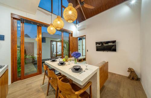 Padangsambian Klod Villa | Sun-Kissed Luxury - 2BDR Villa with Pool, Seminyak