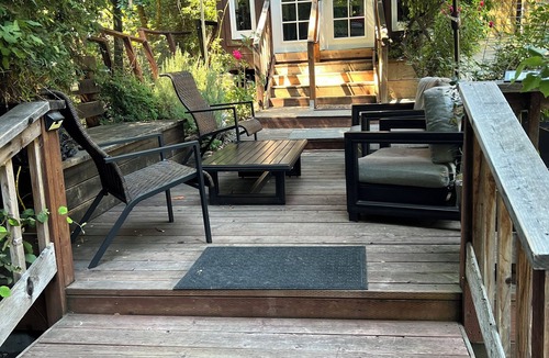 Soquel Cabin | Sweet Spot in the Santa Cruz Redwoods 10 minutes from the Ocean