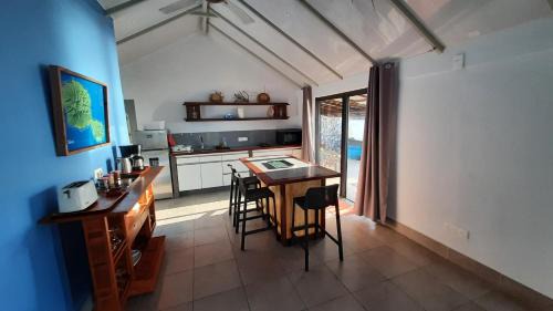 Arue House | Tahara'a Beach Bungalow