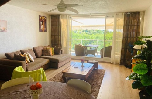 Punaauia Apartment | TAHITI Appartement 2 chambres Tres Belle vue mer RES TAHIRI 2
