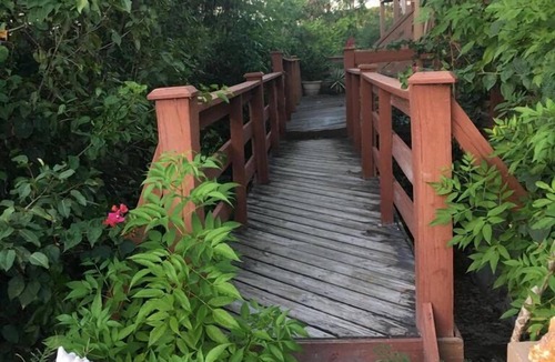 Blue Hills Condo | Cozy one bedroom condo, centrally located.