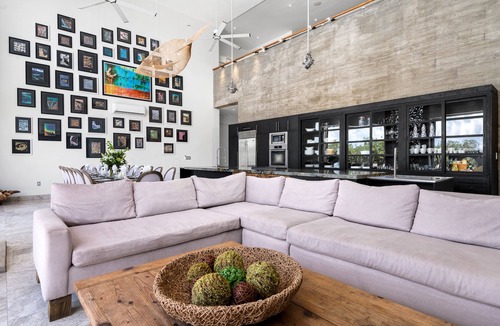 Cooper Jack Bay Settlement Villa | Stunning Beach Front Villa with Full Staff