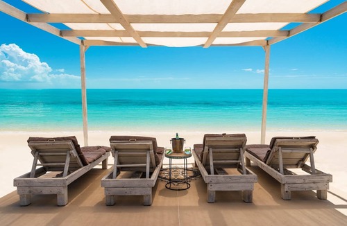 Long Bay Hills House | TC Villas -Conched Out -Family & Group Paradise w. Pool & Rooftop Terrace