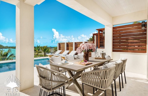 Ocean Point Villa | TC Villas -Evie -Modern Villa w/Pool, Kayaks & Access to Beach