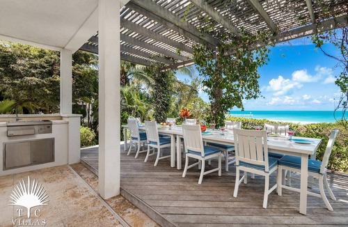 Ocean Point House | TC Villas - Lilikoi - Calm Beach, Pool, Kayaks & Family-Friendly Fun