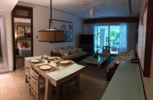 Villa Juarez Resort | THE GRAND BLISS 1Bedroom Master Suite