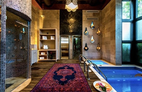 Villa Juarez House | THE GRAND BLISS TWO BEDROOM SUITE