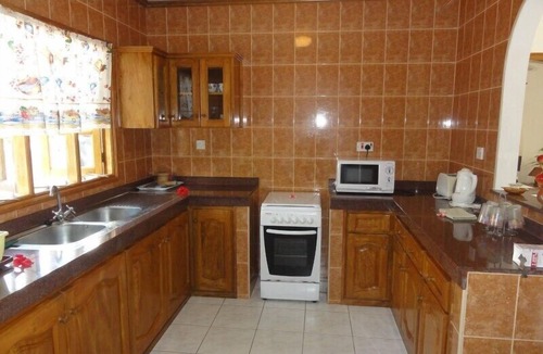 Anse Kerlan House | The Islander Hotel