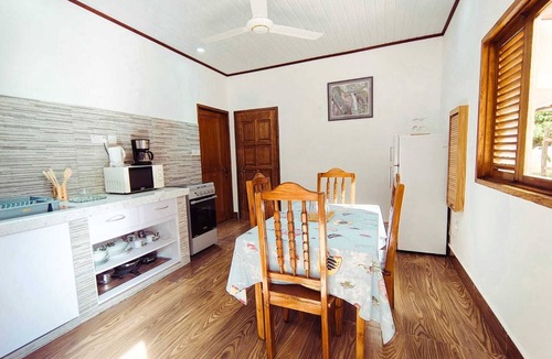 Anse Kerlan House | The Islander Hotel