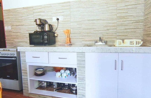 Anse Kerlan House | The Islander Hotel