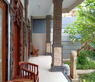 Sampalan House | The Mel Homestay