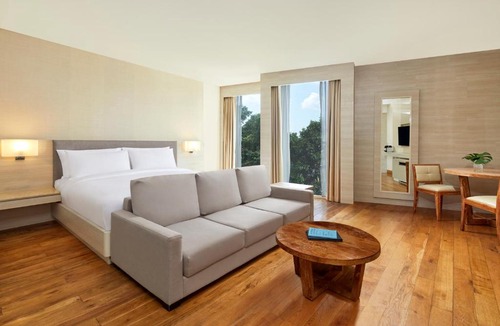 Downtown Kuta Hotel | The Stones Hotel - Legian Bali, Autograph Collection