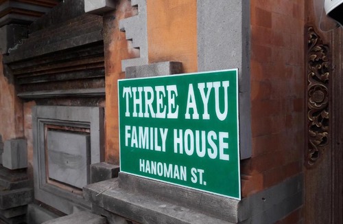 Ubud City-Centre Bed & Breakfast | Three Ayu Family House