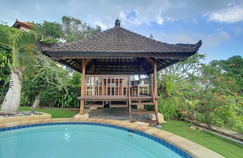 Ungasan Villa | Traditional 4BR Cliff View Villa Located In Jimbaran! - 18Min Drive To Beach!