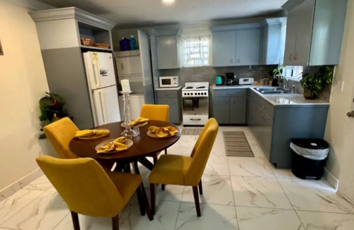 Providenciales Apartment | Tranquil 2-bedroom apartment in Leeward Palms