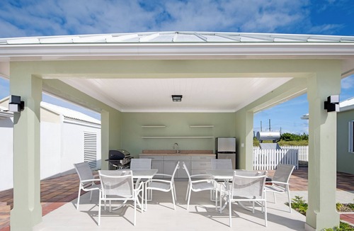Cockburn Town Villa | Tranquil Caribbean Retreat Awaits: Modern-Stylish 3 BDR Villa in Grand Turk!