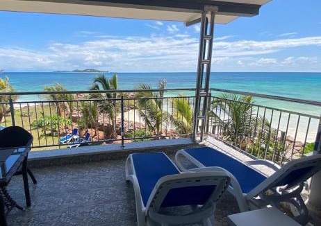 Anse Kerlan Apartment | Treasure Island Retreat