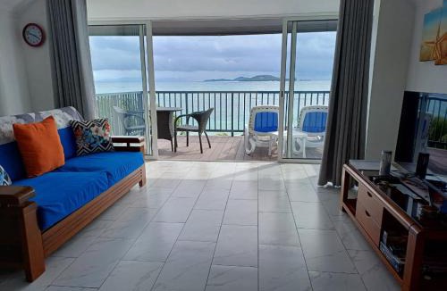 Anse Kerlan Apartment | Treasure Island Retreat