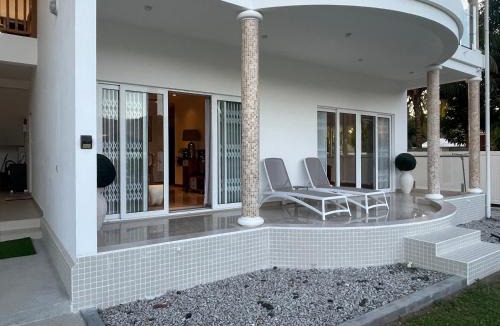 Amitie Apartment | Tropic Villa Annex