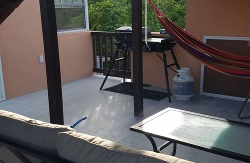 The Bight Apartment | Turtle Cove Vista - steps to Provo's best snorkeling and marina