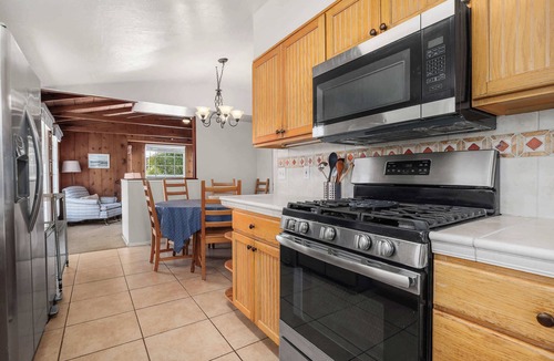Eastside Santa Cruz House | Twin Lakes Surf Cabin - Sleeps Up To 12