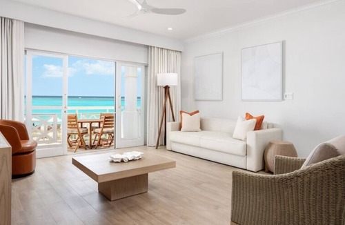 The Bight Resort | Ultimate Relaxation: 3 Oceanfront Suites, Kids Stay Free, Spa & Outdoor Pool
