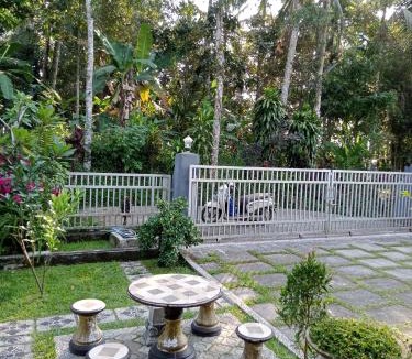 Penebel Apartment | umah kampung bendul