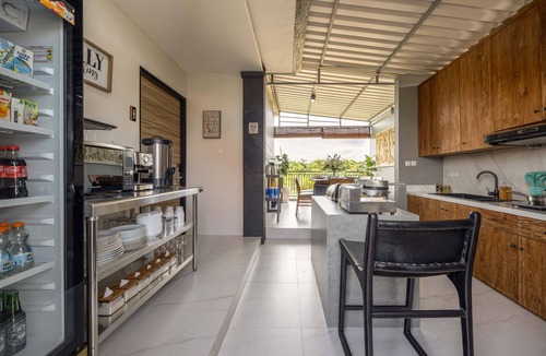 Denpasar Timur Apartment | Verdant Bali Sekar Sari Sanur Bali 4 Studio Apartment