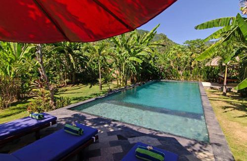 Amed Villa | Villa Adi
