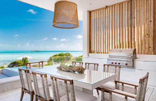 Juba Sound Villa | Villa Bristol Bliss | Beach Front - Located in Magnificent Turtle Tail with Private Pool